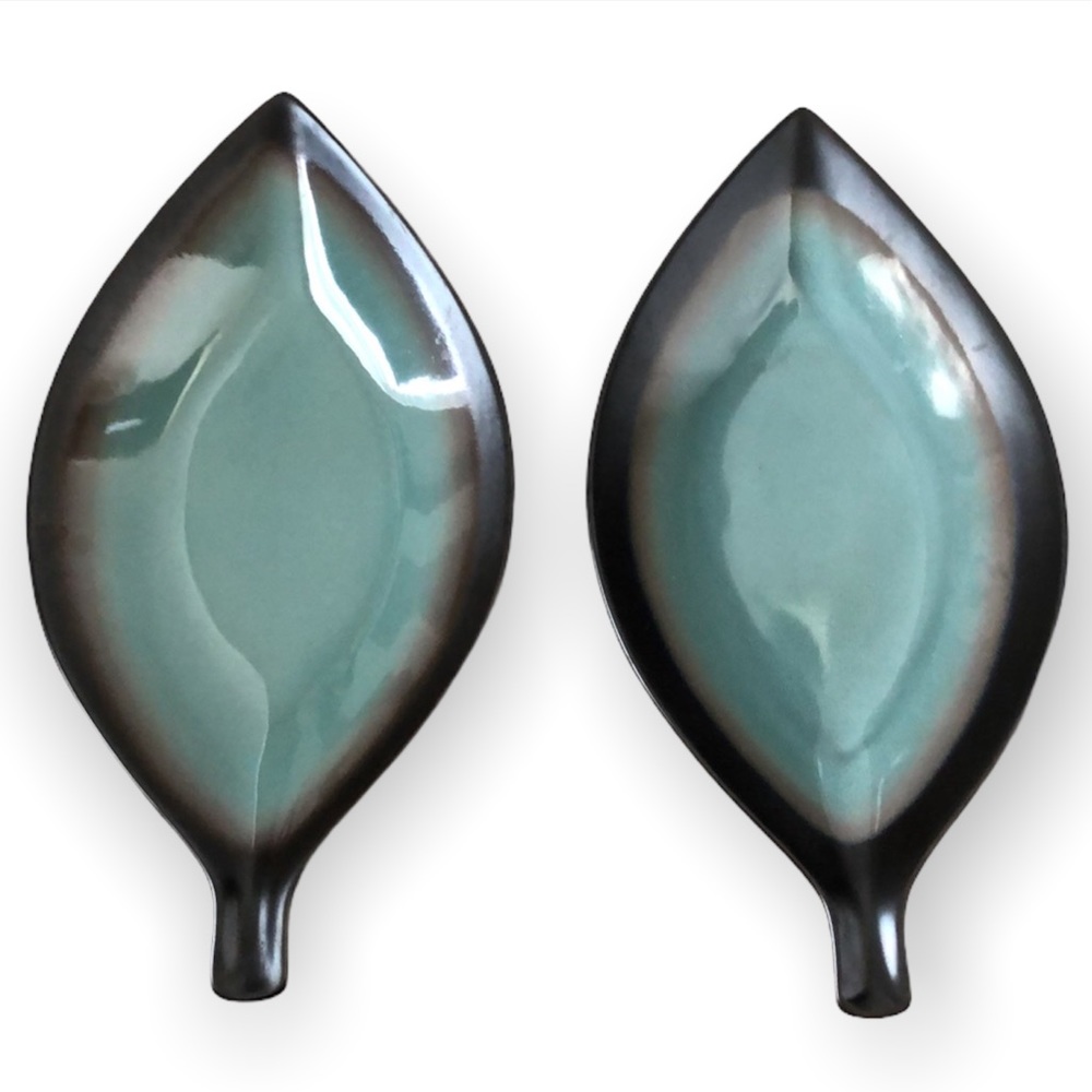 Modern Home 2006 Retro Thira China Stoneware Ombré Leaf Platters